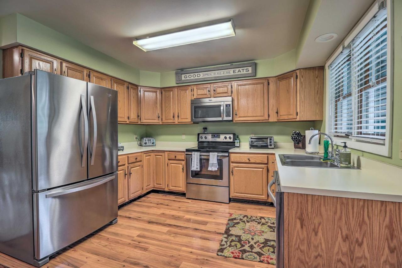 Lake Placid Gem With Patio And Views Less Than 1 Mi To Beach! Esterno foto